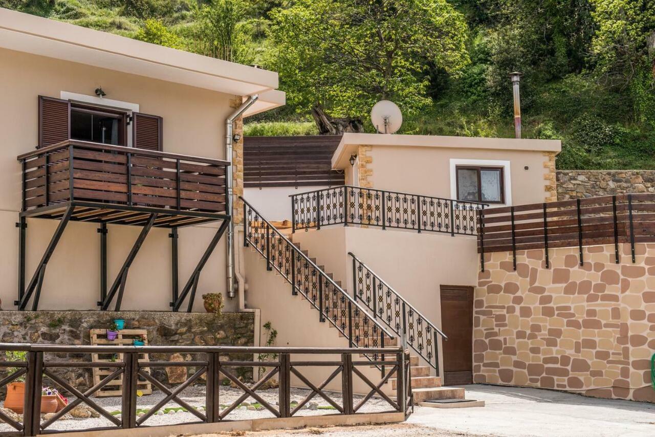 Marika Traditional Home Élos Екстериор снимка