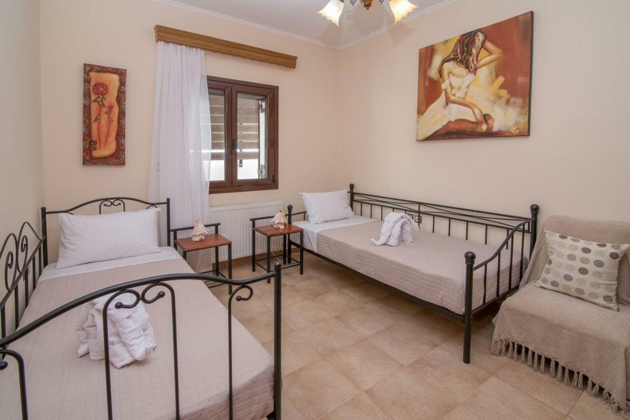 Marika Traditional Home Élos Екстериор снимка